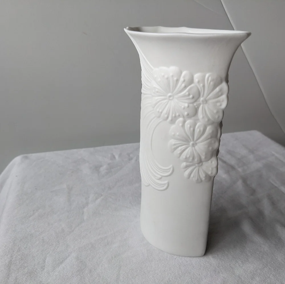 Vintage Kaiser Germany M Frey Design Embossed Floral White Porcelain Vase